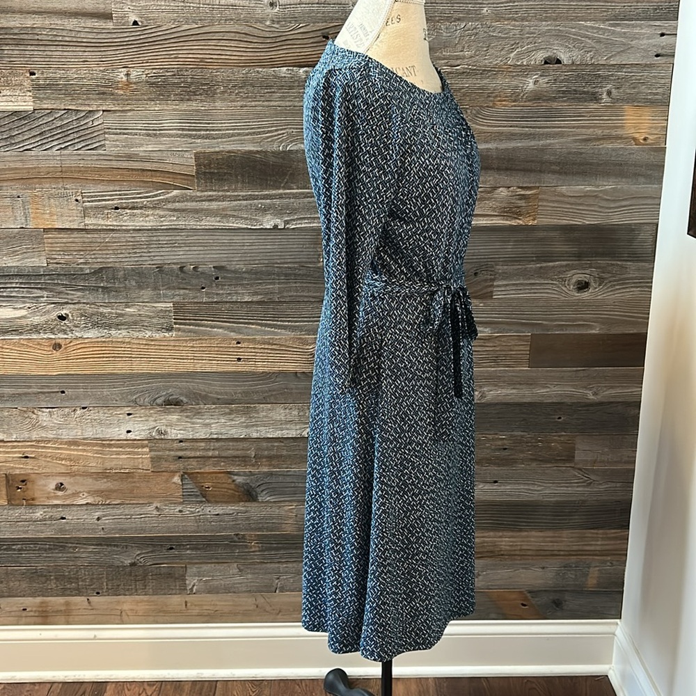 Lands End Blue Patterned Midi Tie Waist 3/4 Length Sleeve Dress Size XS 2-4 - Picture 4 of 9